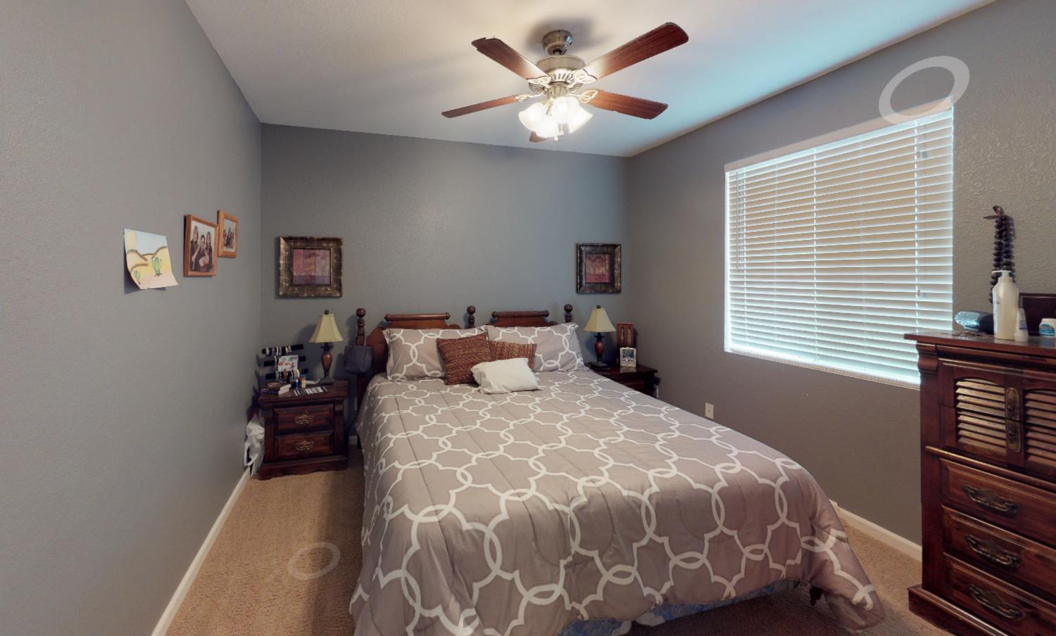 301 Orange Blossom Ln, Patterson, CA 95363