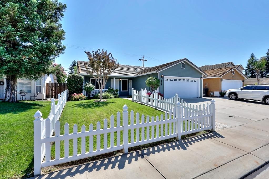 6024 Soares Pl, Riverbank, CA 95367