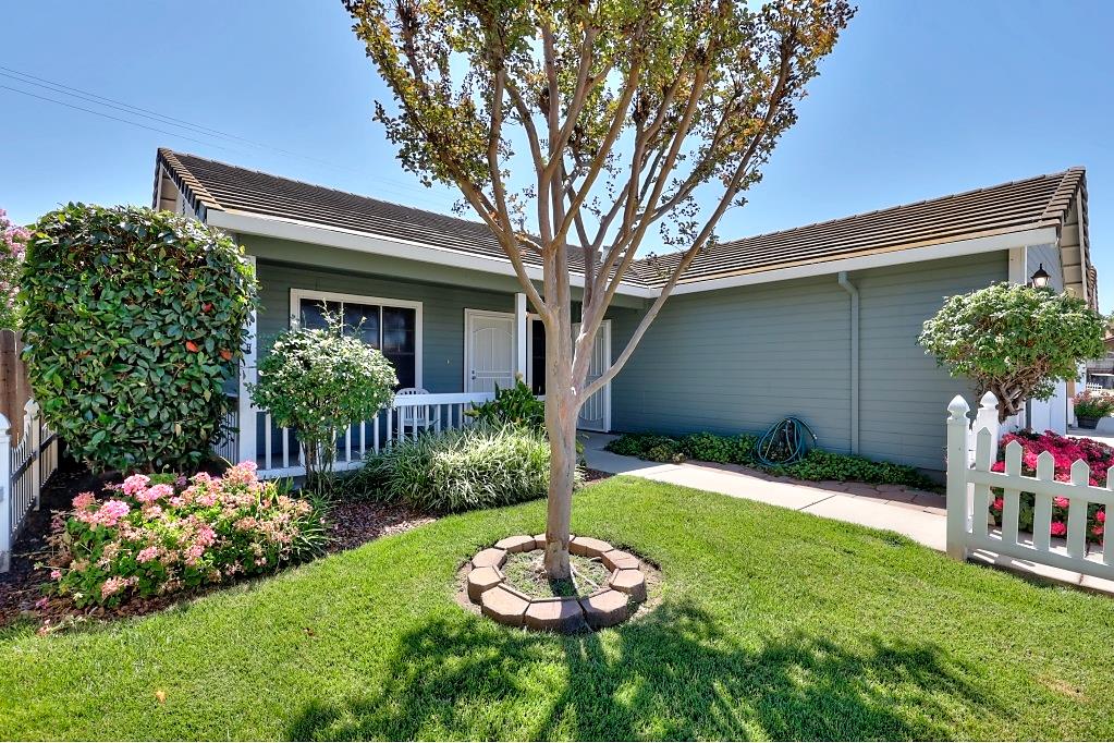 6024 Soares Pl, Riverbank, CA 95367