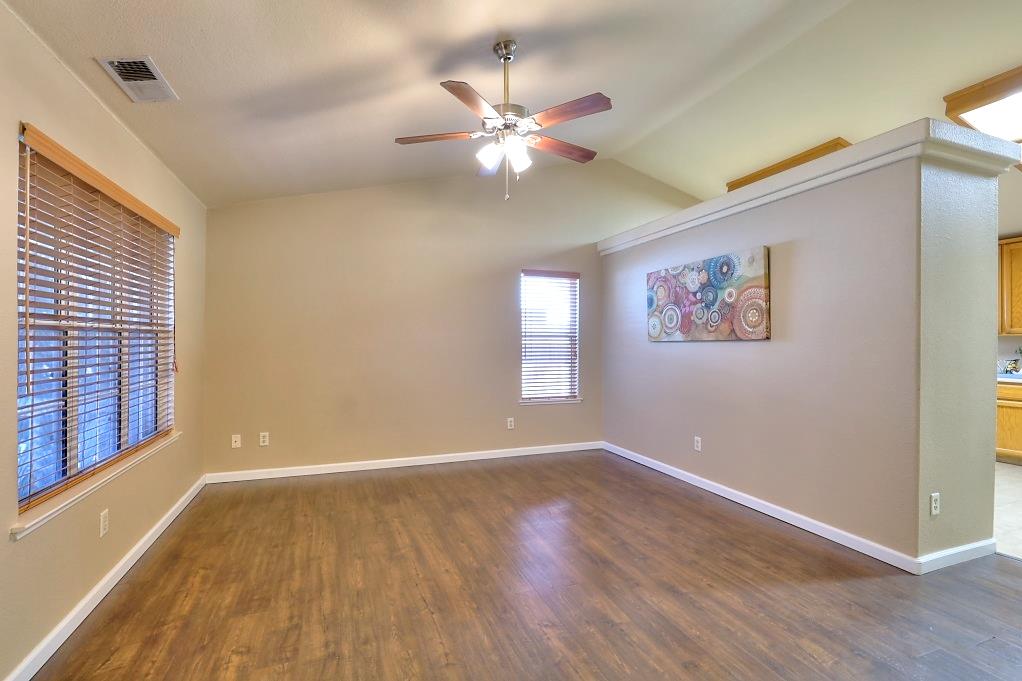 6024 Soares Pl, Riverbank, CA 95367
