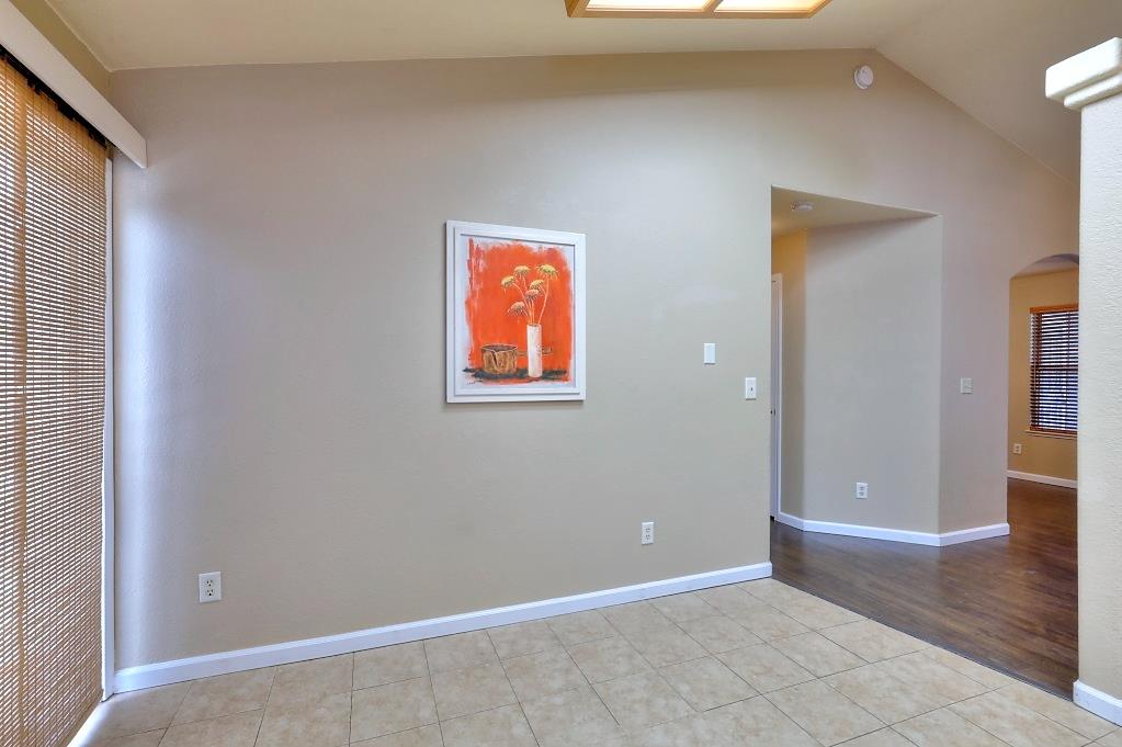 6024 Soares Pl, Riverbank, CA 95367