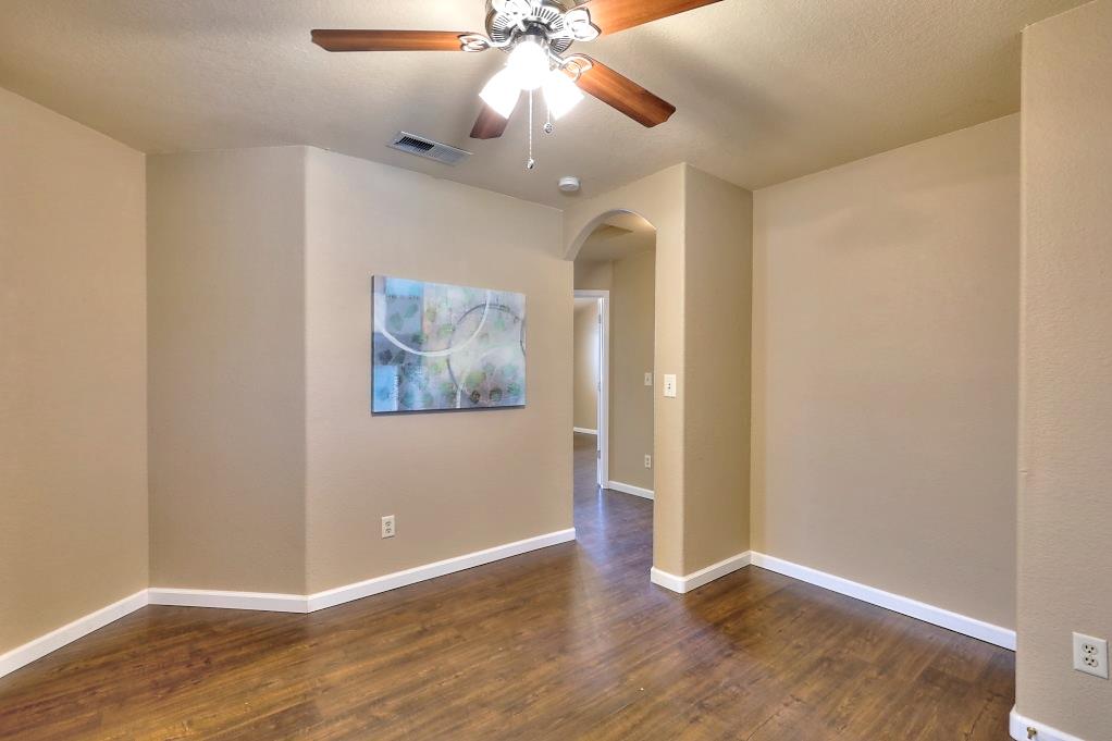 6024 Soares Pl, Riverbank, CA 95367