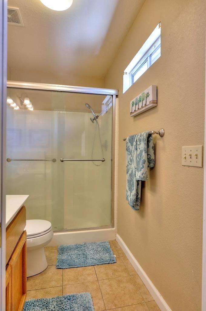 6024 Soares Pl, Riverbank, CA 95367