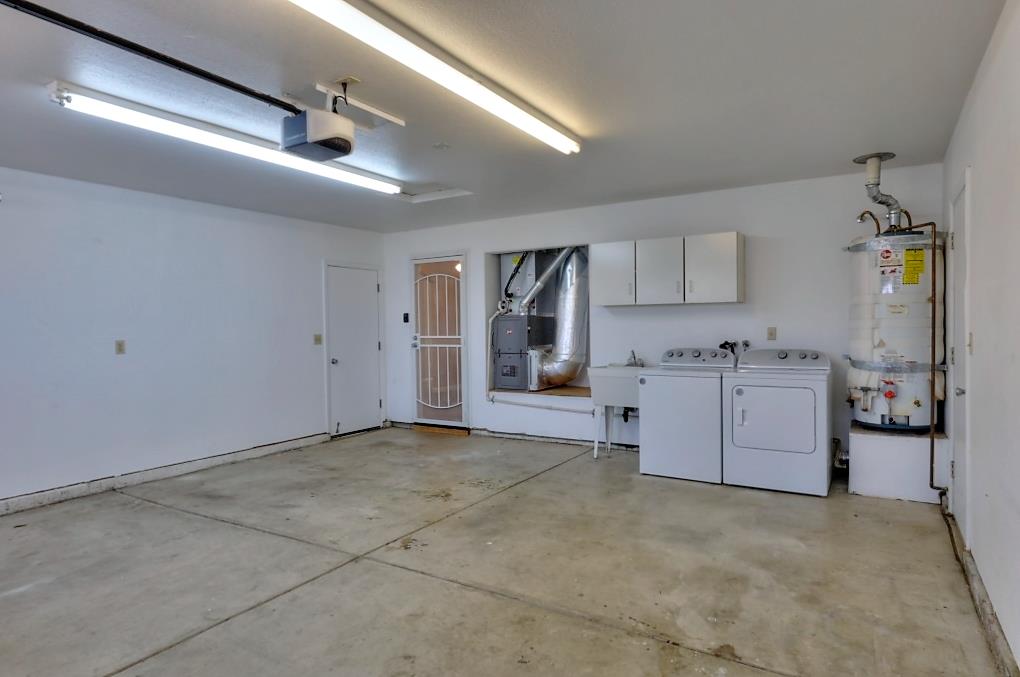 6024 Soares Pl, Riverbank, CA 95367