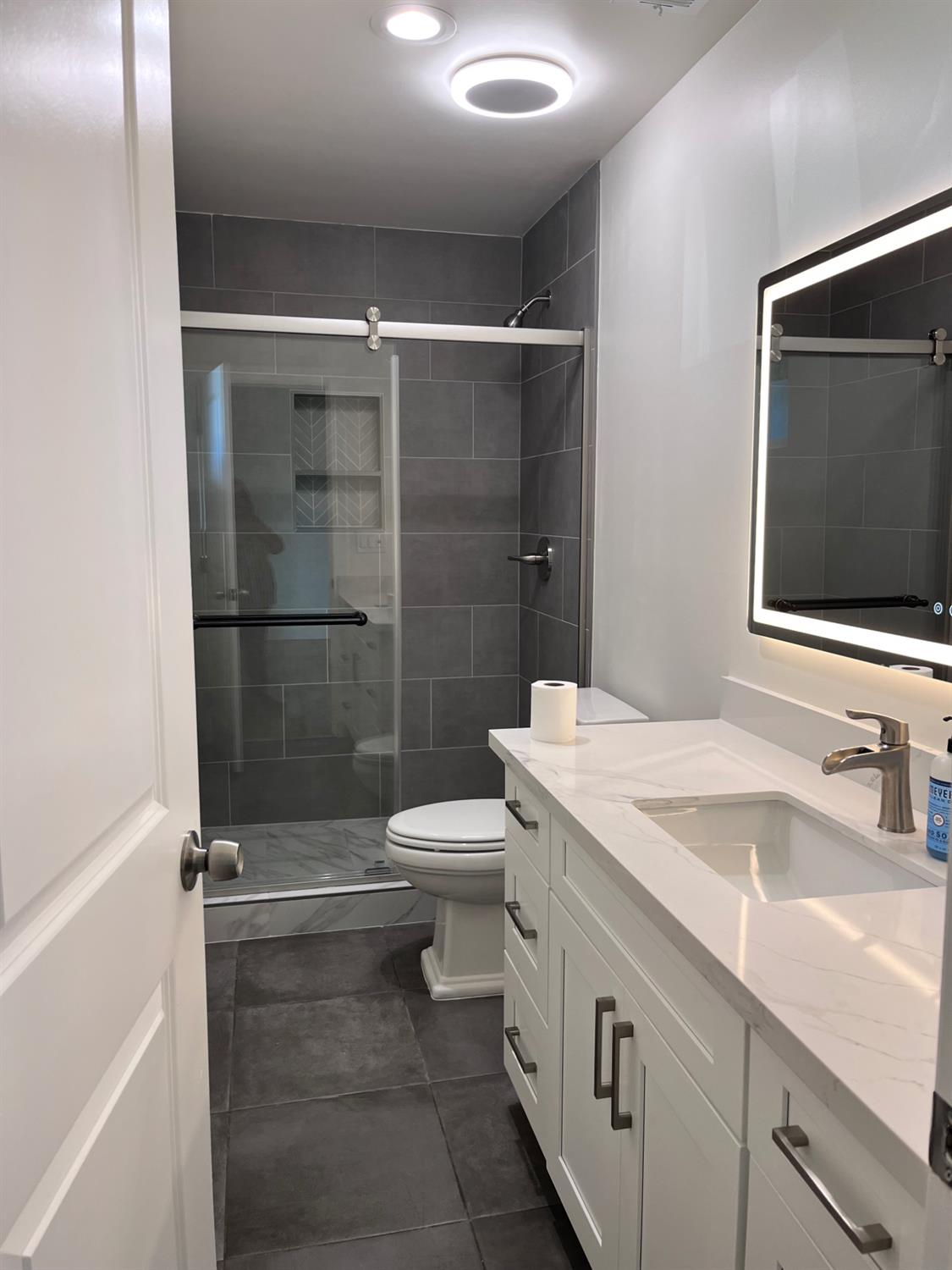 344 N 3rd, Los Banos, CA 93635
