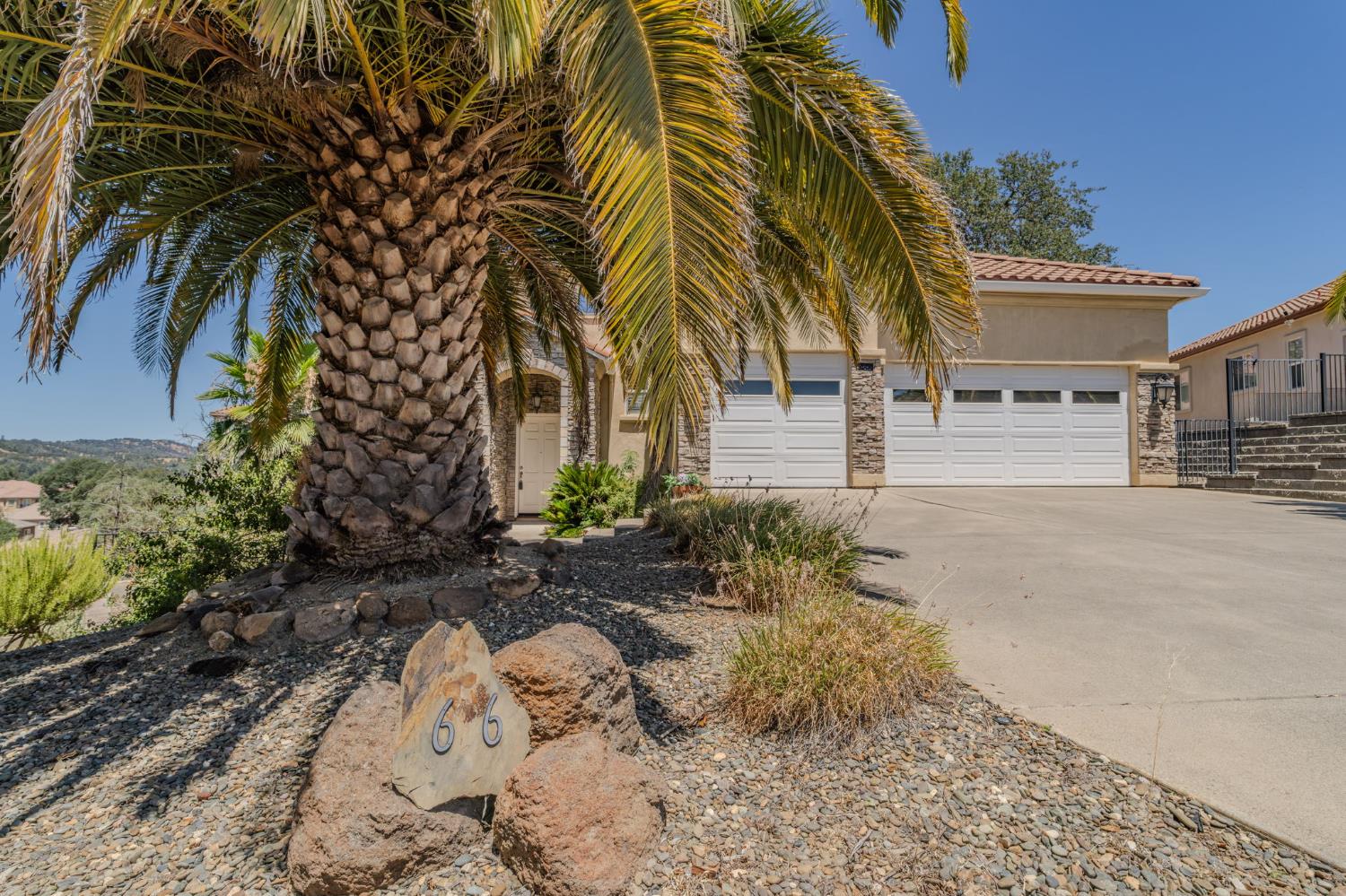 66 Argonaut Dr, Copperopolis, CA 95228
