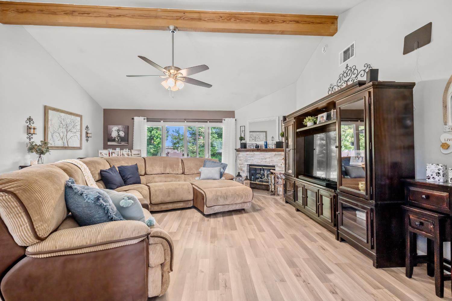 18746 Auburn Way, Madera, CA 93638