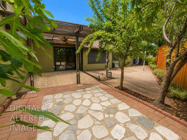 622 Sunnybrook Cir, Turlock, CA 95382