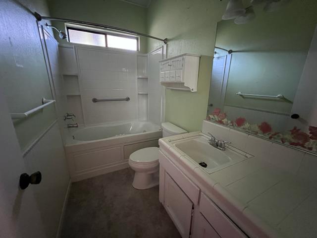 622 Sunnybrook Cir, Turlock, CA 95382
