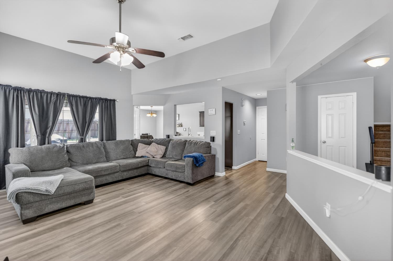 4116 Windrose Ct, Modesto, CA 95356