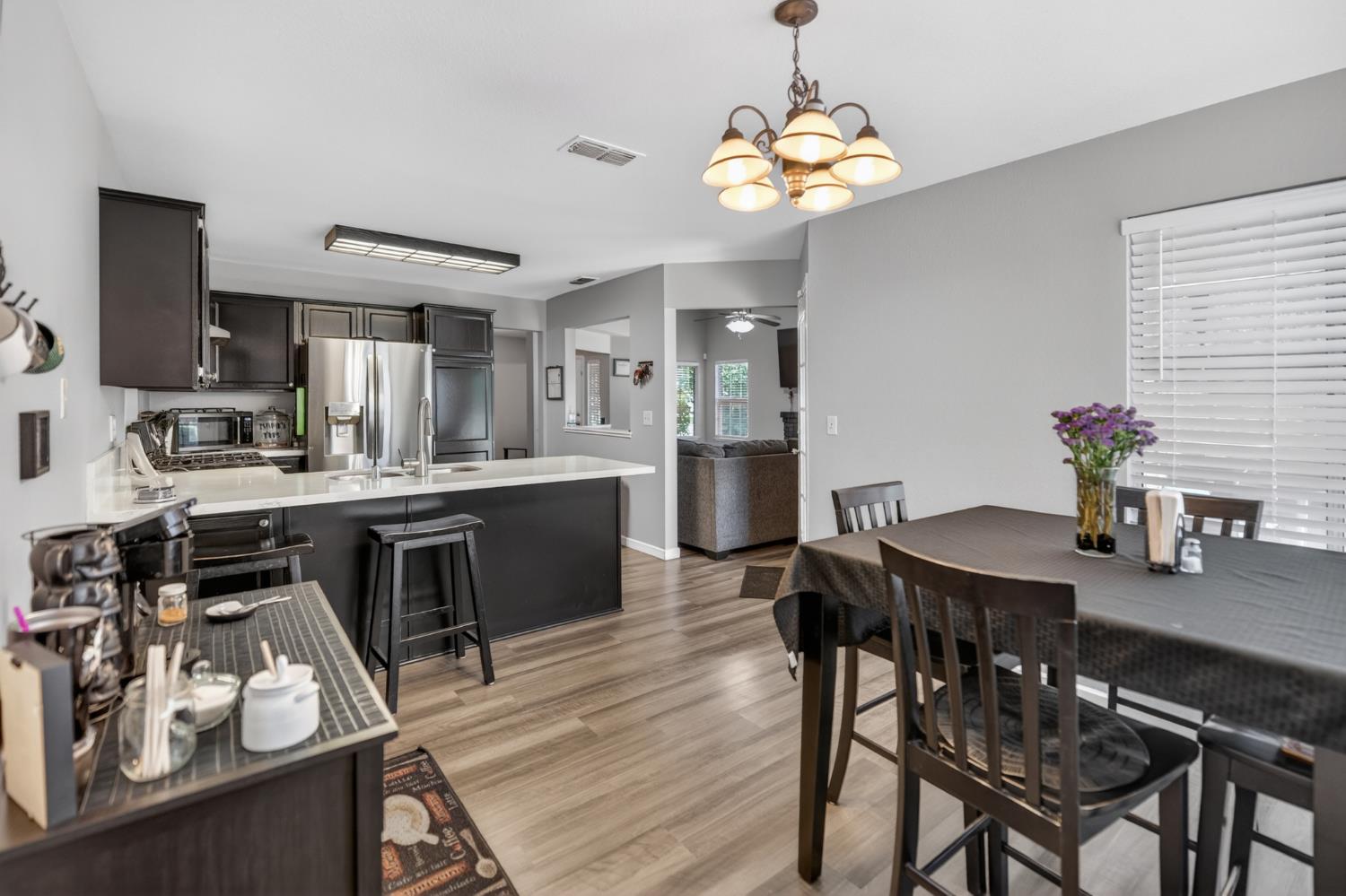 4116 Windrose Ct, Modesto, CA 95356