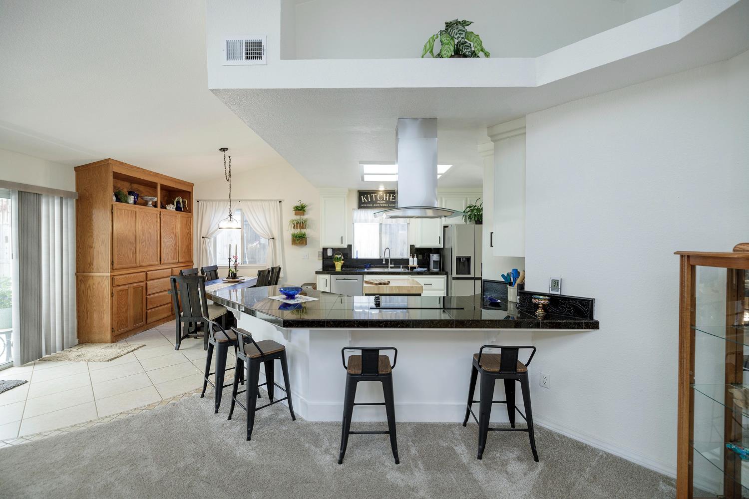 230 Meyenberg Ave, Ripon, CA 95366