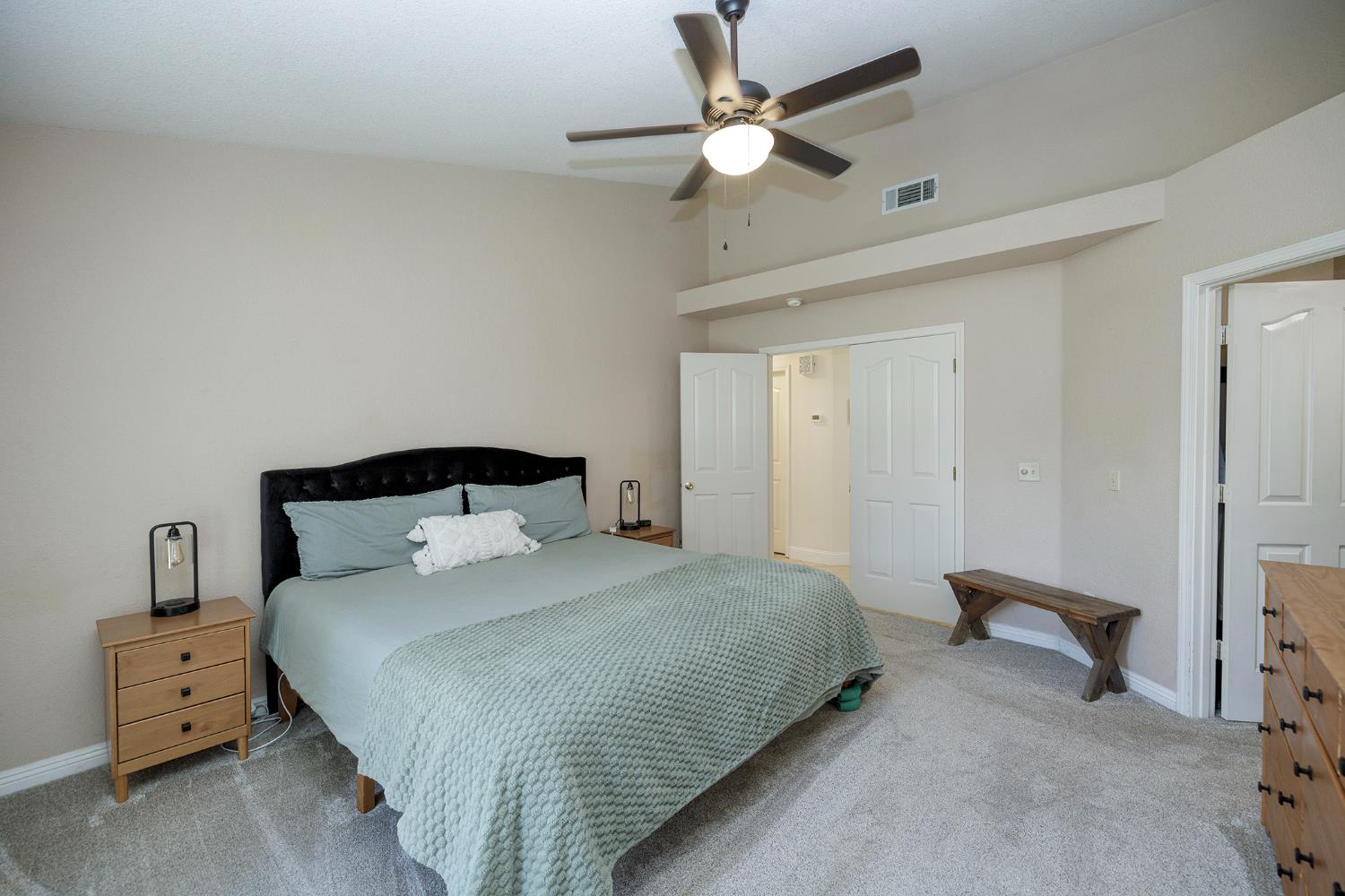 230 Meyenberg Ave, Ripon, CA 95366