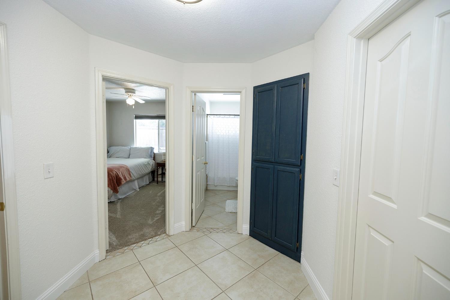 230 Meyenberg Ave, Ripon, CA 95366