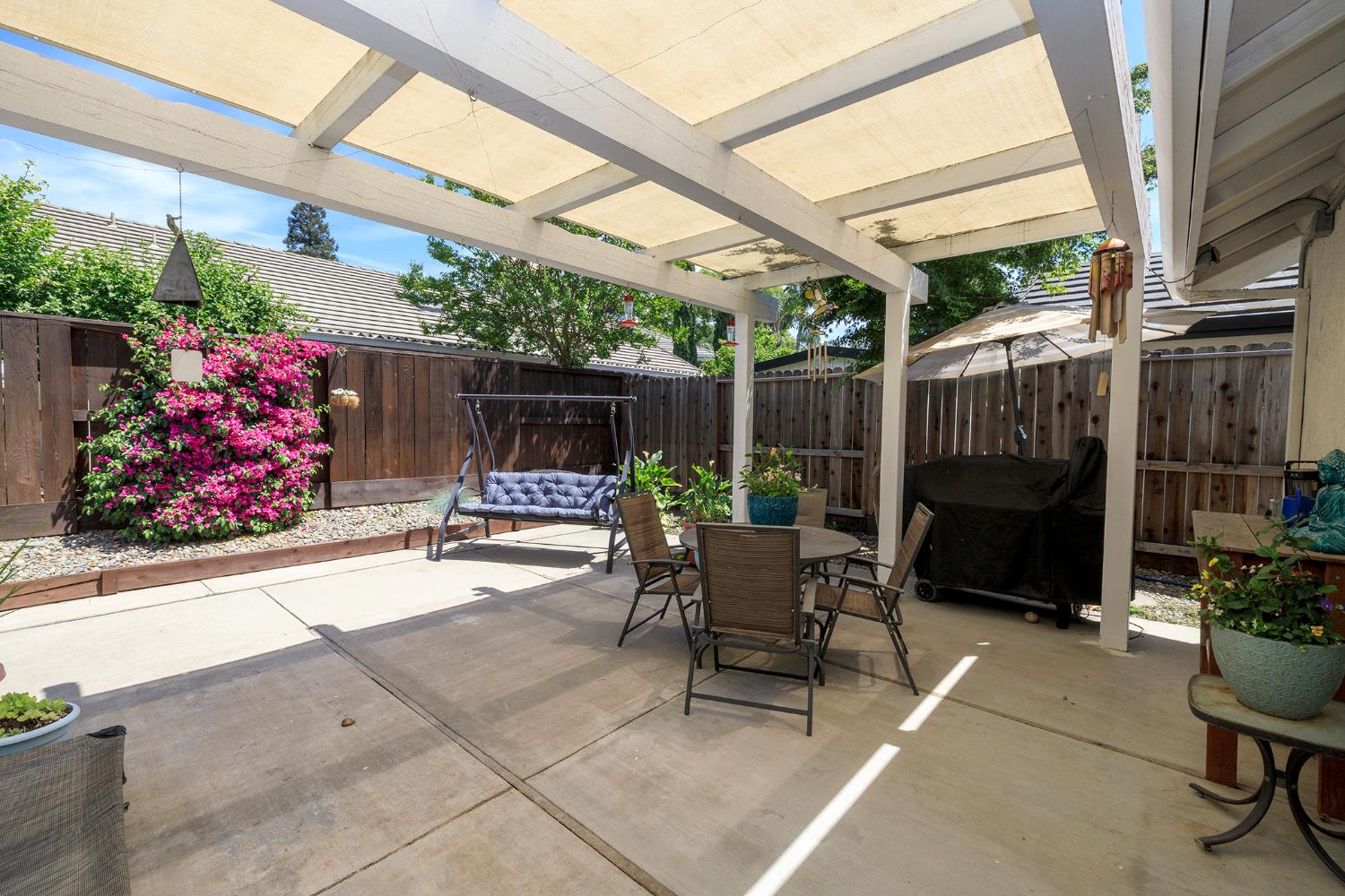 230 Meyenberg Ave, Ripon, CA 95366