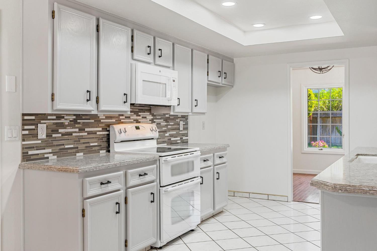 1500 Kentwood Ave, Modesto, CA 95355