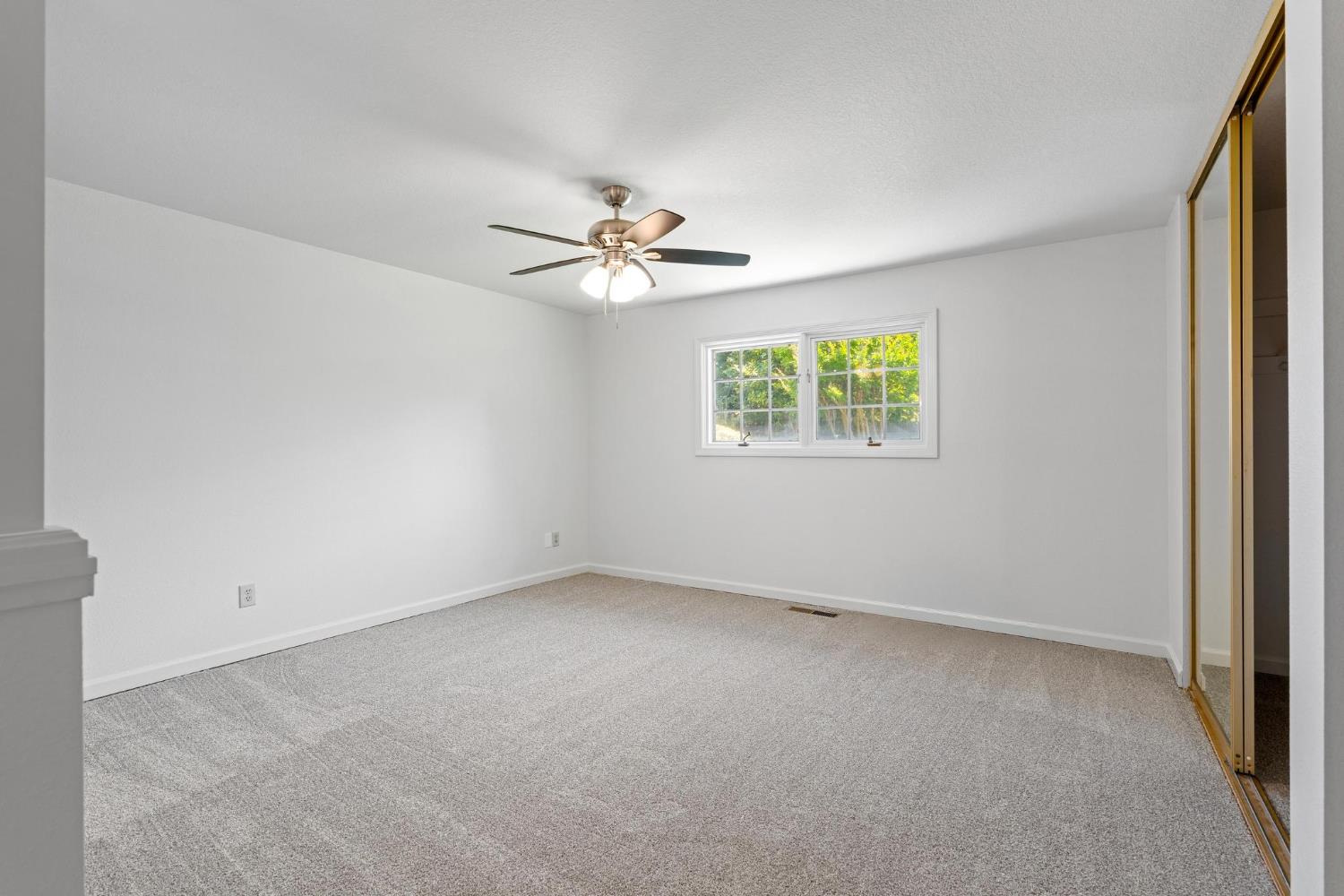 1500 Kentwood Ave, Modesto, CA 95355