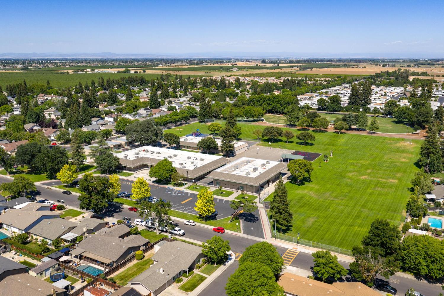 1500 Kentwood Ave, Modesto, CA 95355