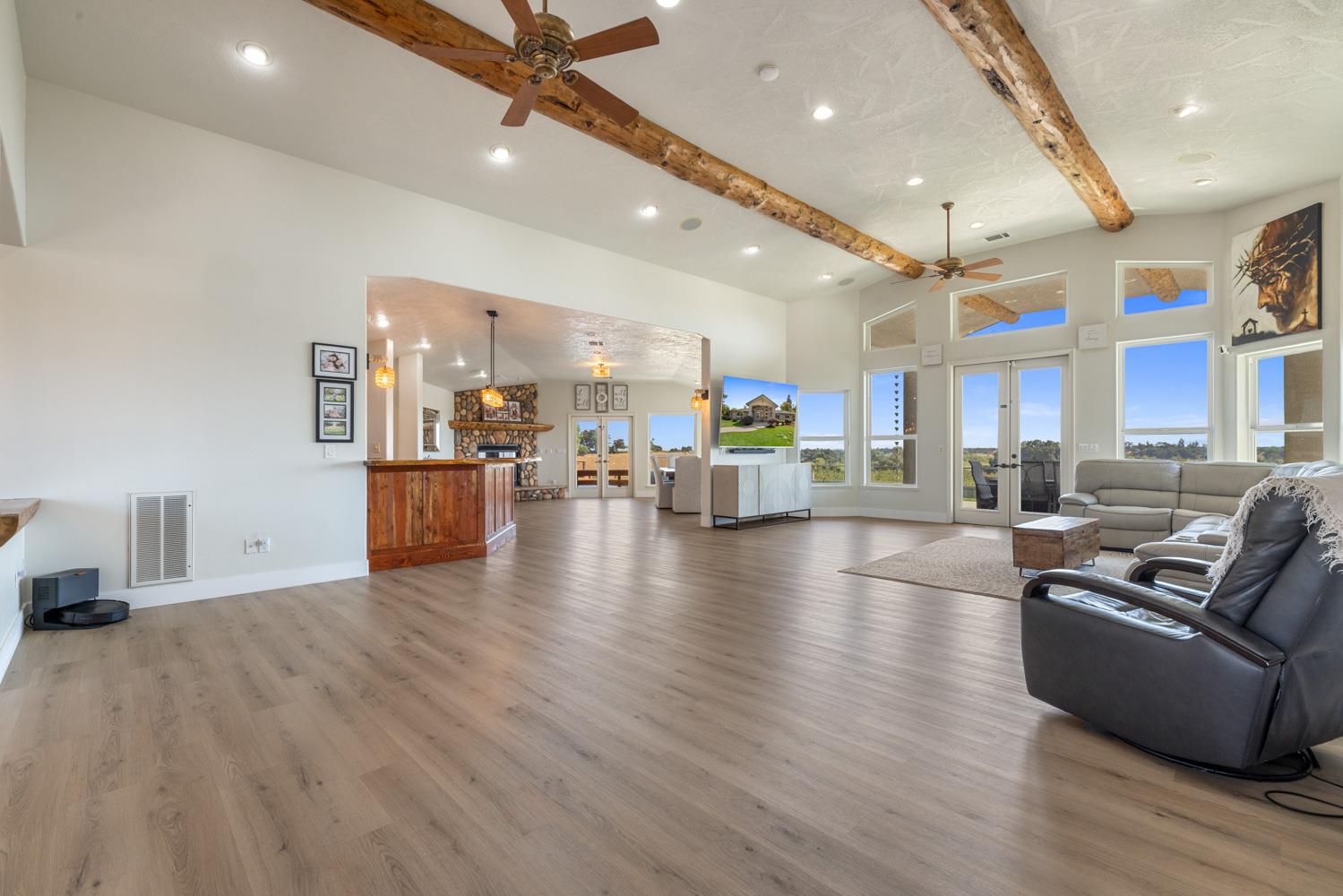 Open Photo