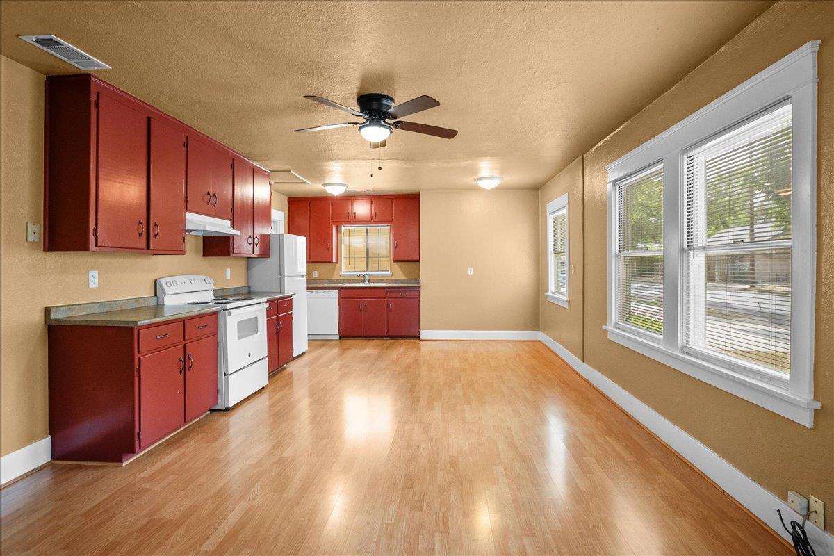405 E Morris Ave, Modesto, CA 95354