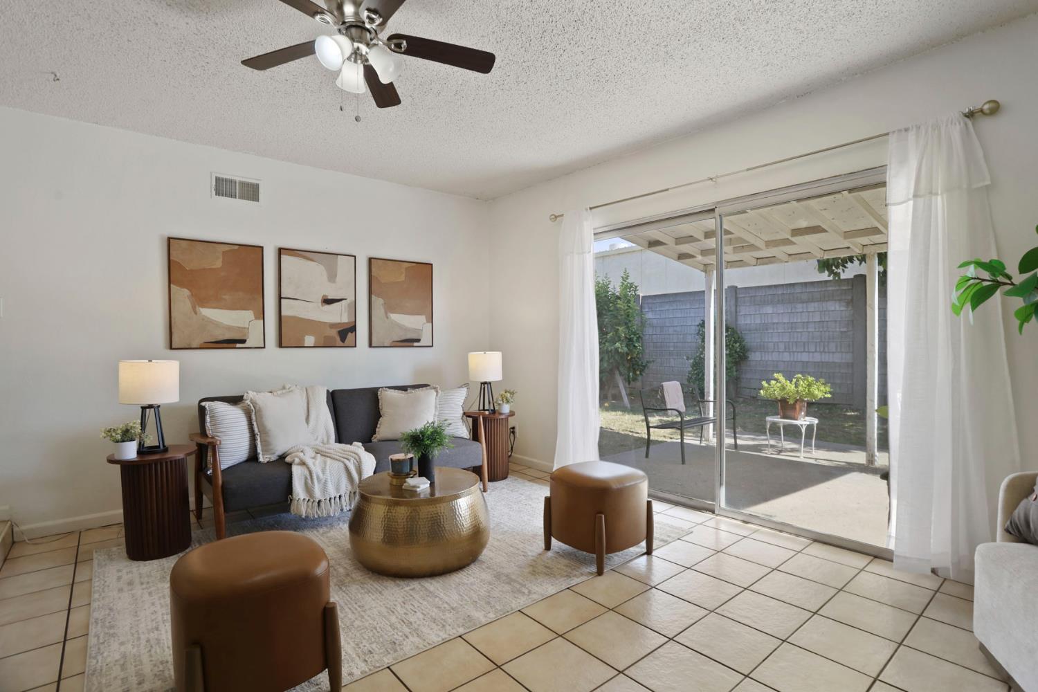 308 Eva Ct, Manteca, CA 95336