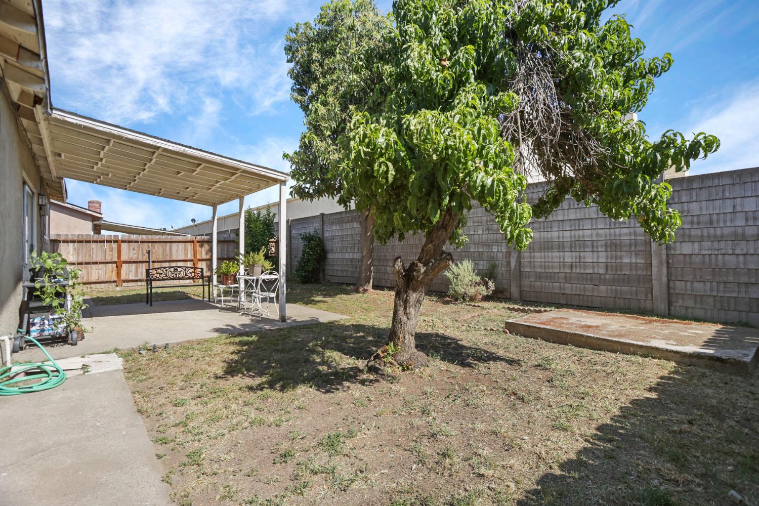 308 Eva Ct, Manteca, CA 95336