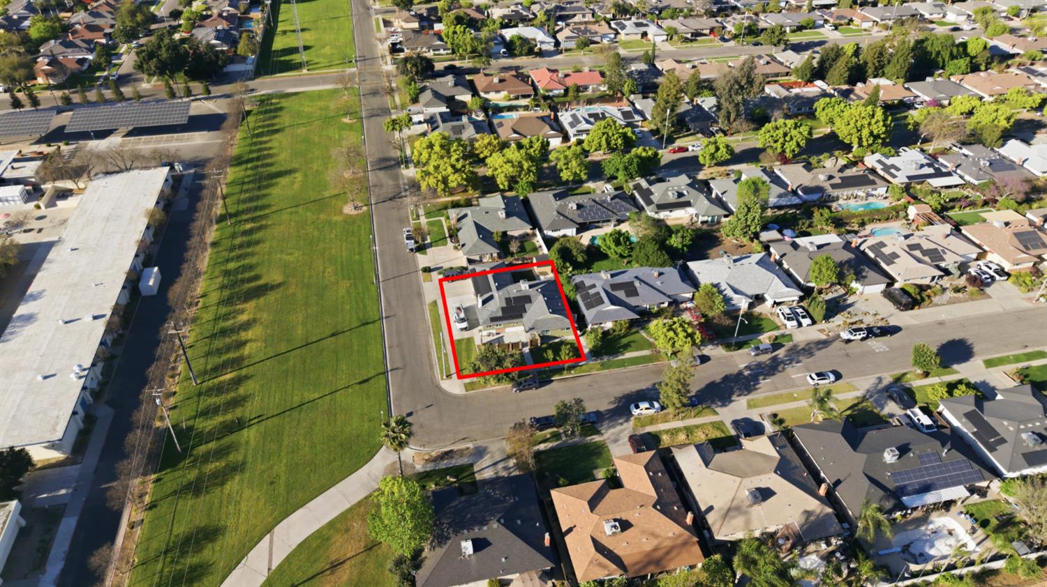 1214 E Mesa Ave, Fresno, CA 93710