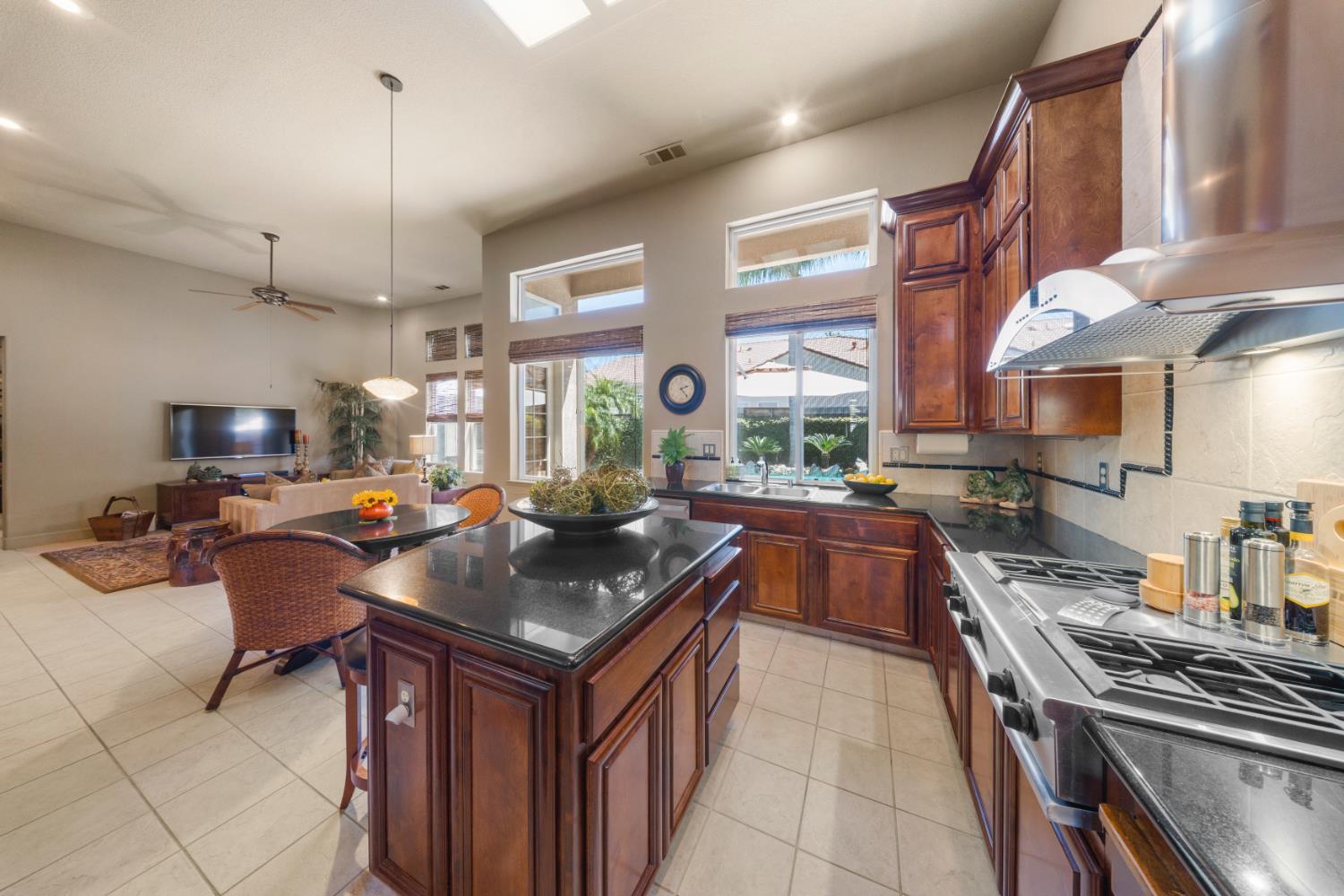 3204 HUMBERTON Pl, Modesto, CA 95355