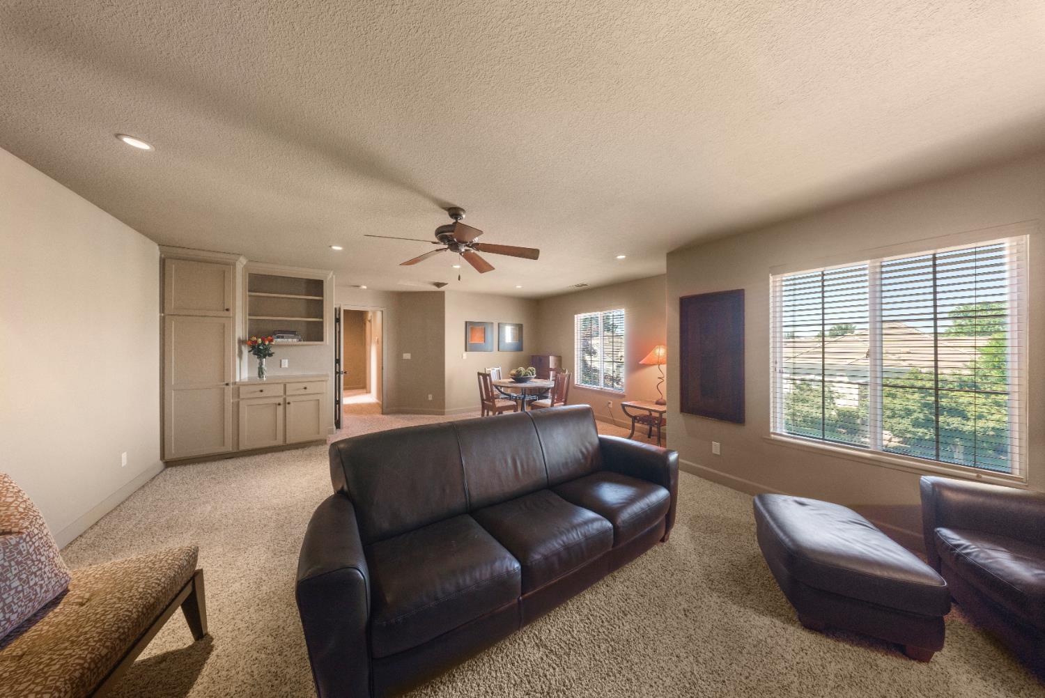3204 HUMBERTON Pl, Modesto, CA 95355