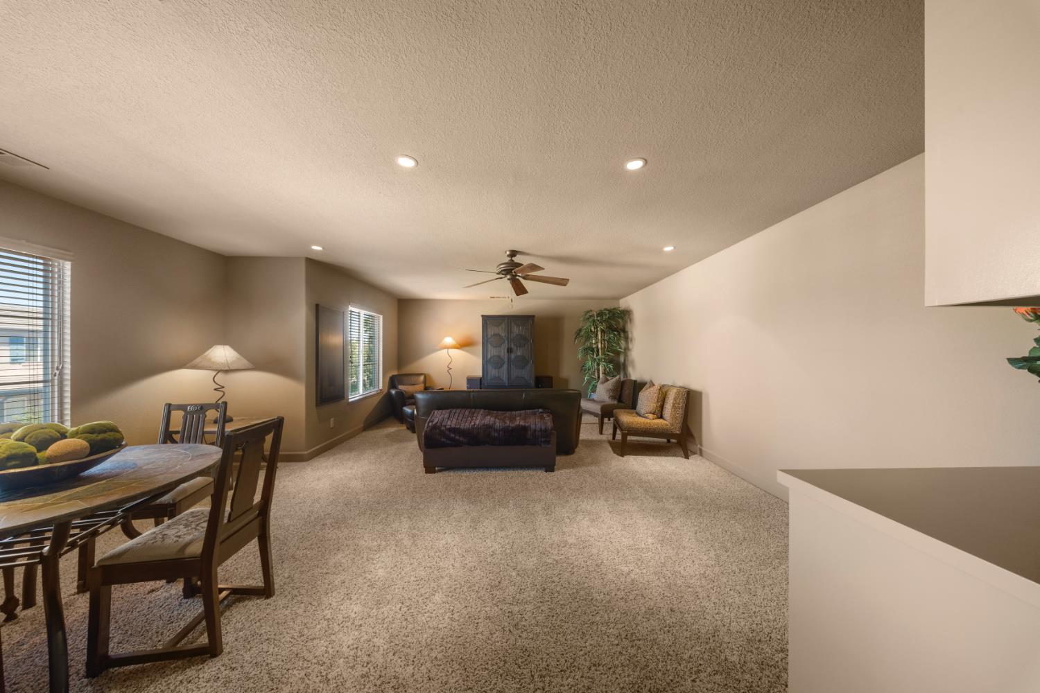 3204 HUMBERTON Pl, Modesto, CA 95355