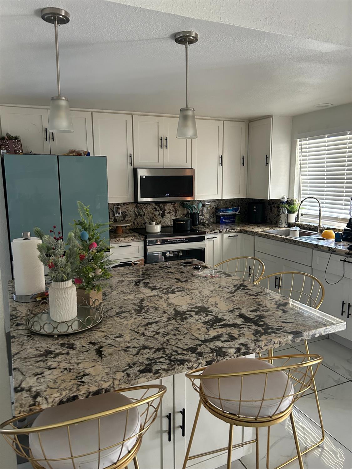 629 E Fort Henry, Modesto, CA 95354