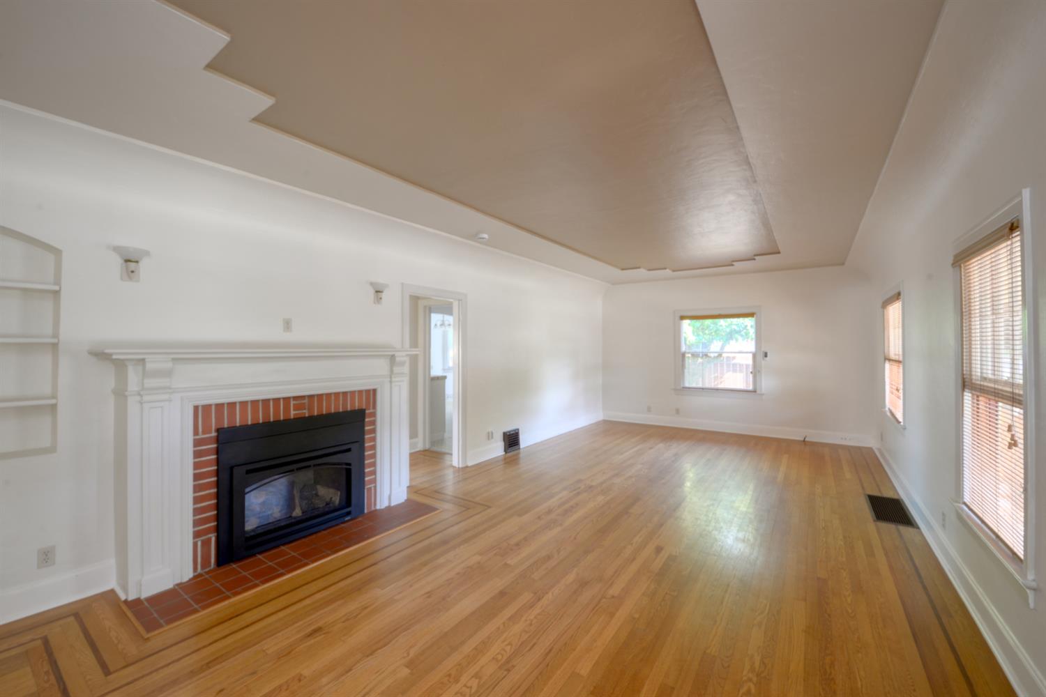 1014 S St, Newman, CA 95360