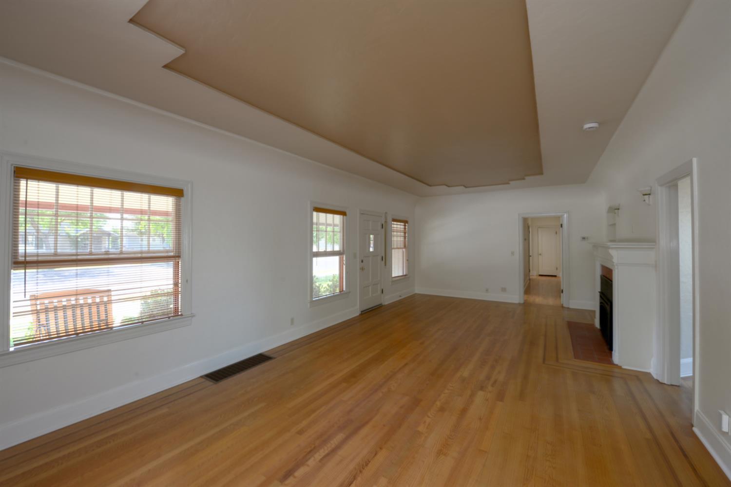 1014 S St, Newman, CA 95360