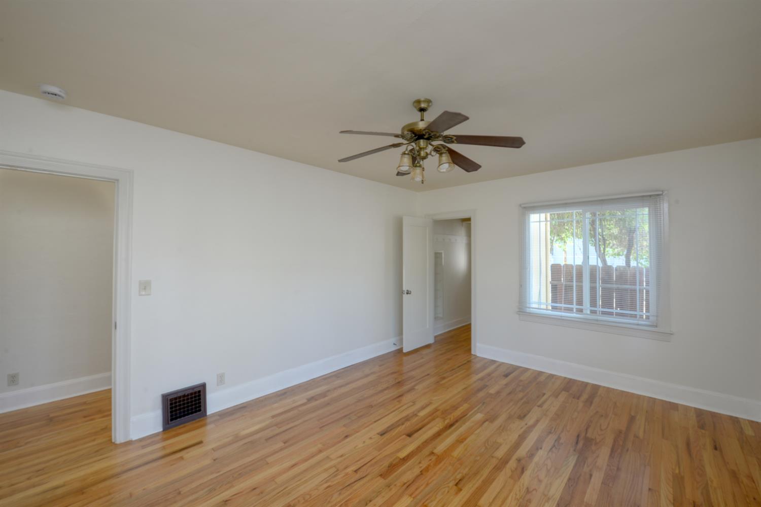 1014 S St, Newman, CA 95360