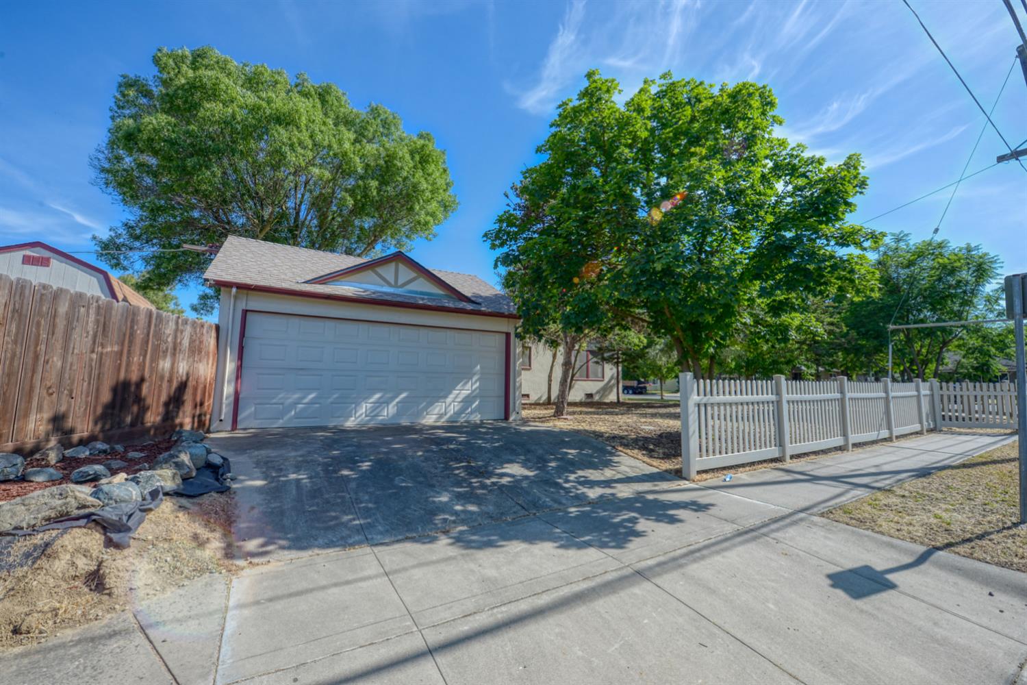 1014 S St, Newman, CA 95360