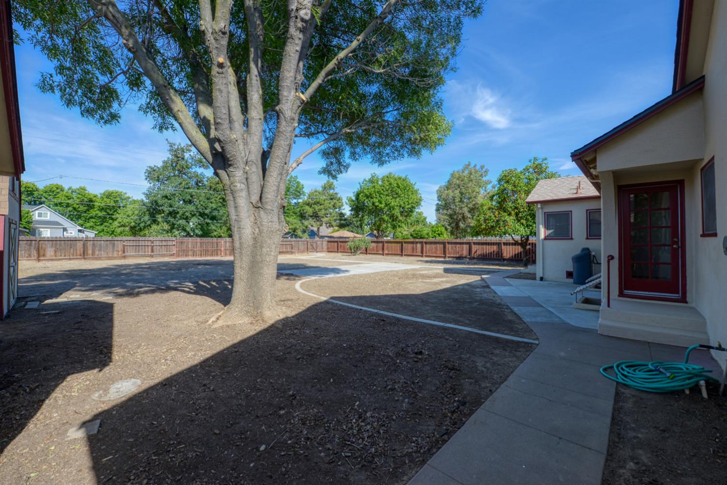 1014 S St, Newman, CA 95360