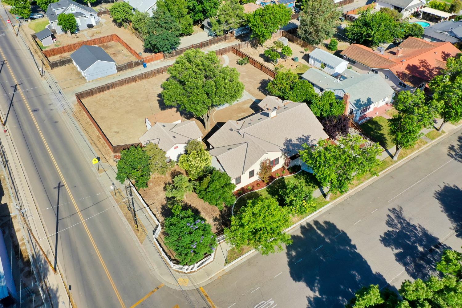 1014 S St, Newman, CA 95360