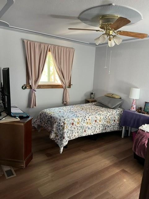 411 J. St, Los Banos, CA 93635