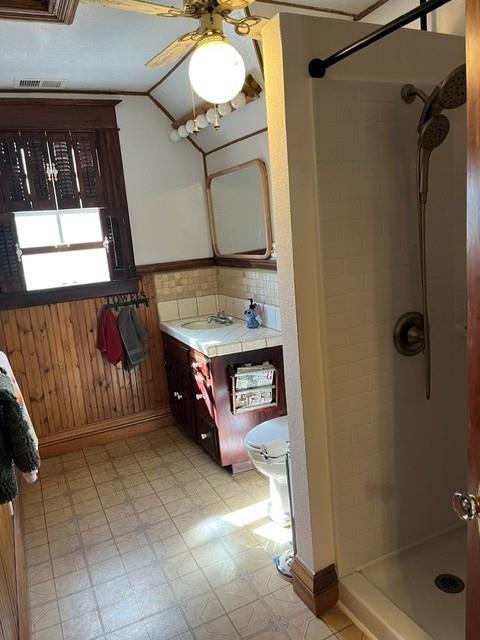 411 J. St, Los Banos, CA 93635