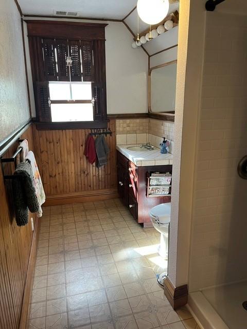 411 J. St, Los Banos, CA 93635