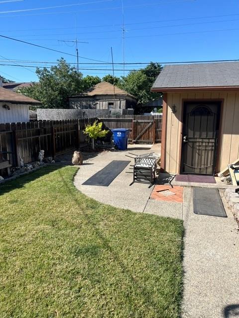 411 J. St, Los Banos, CA 93635