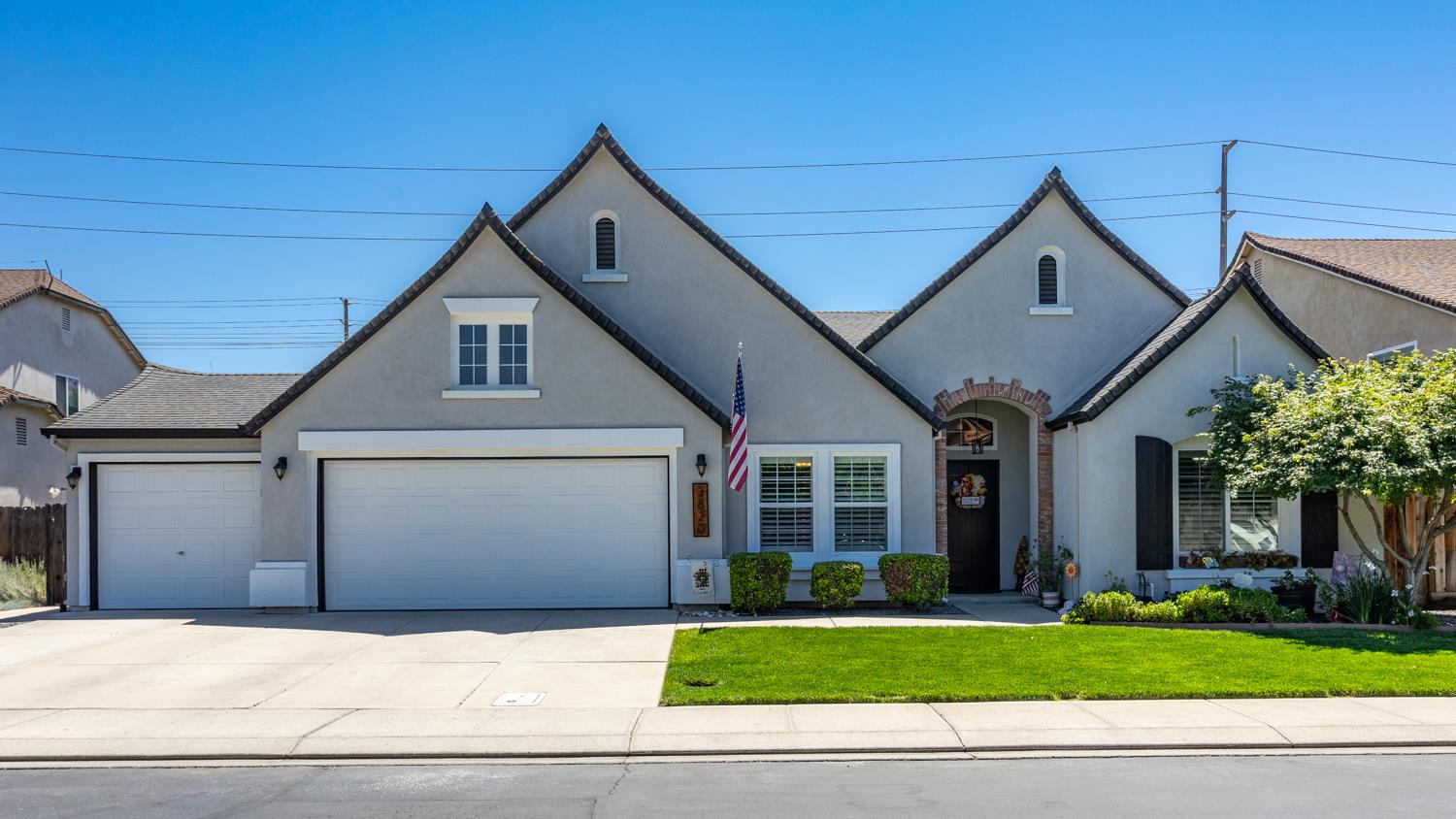 3820 Chedworth Ln, Modesto, CA 95355