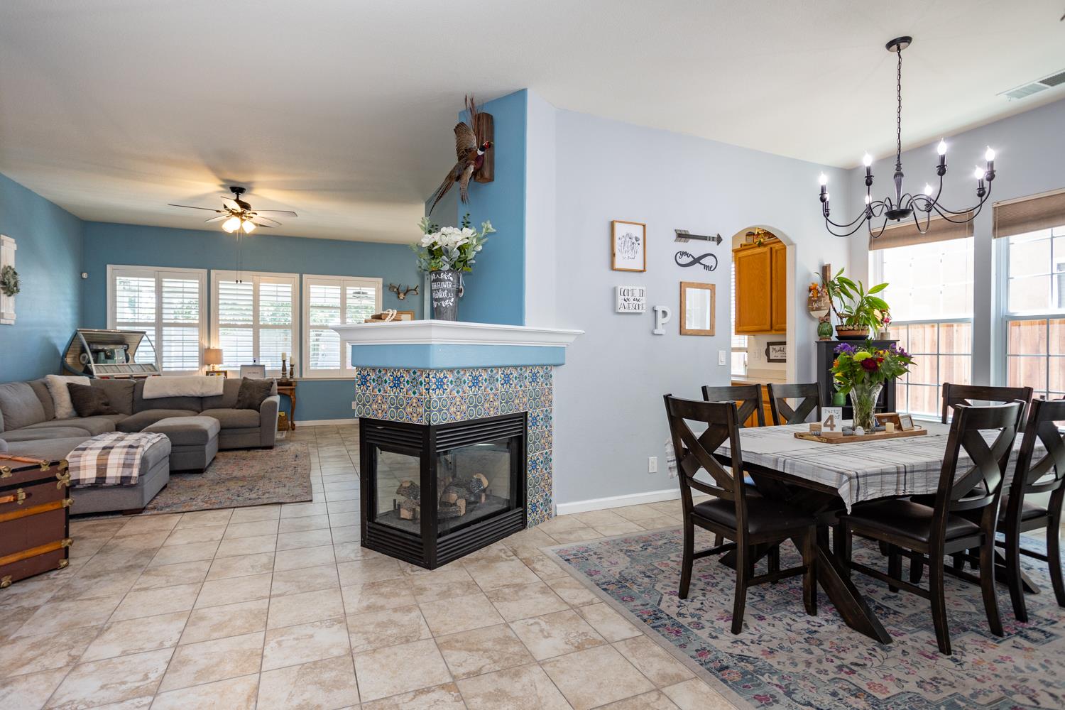 3820 Chedworth Ln, Modesto, CA 95355