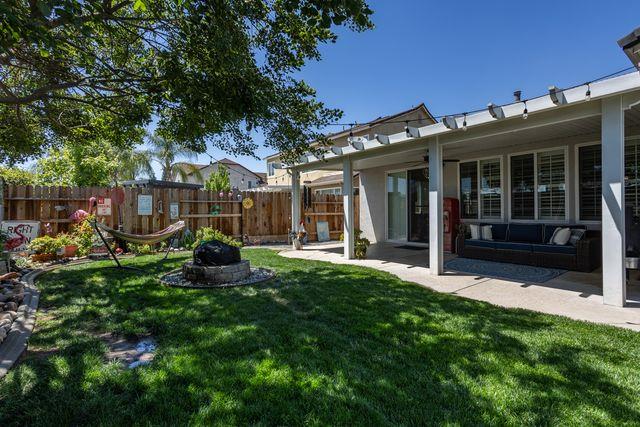 3820 Chedworth Ln, Modesto, CA 95355