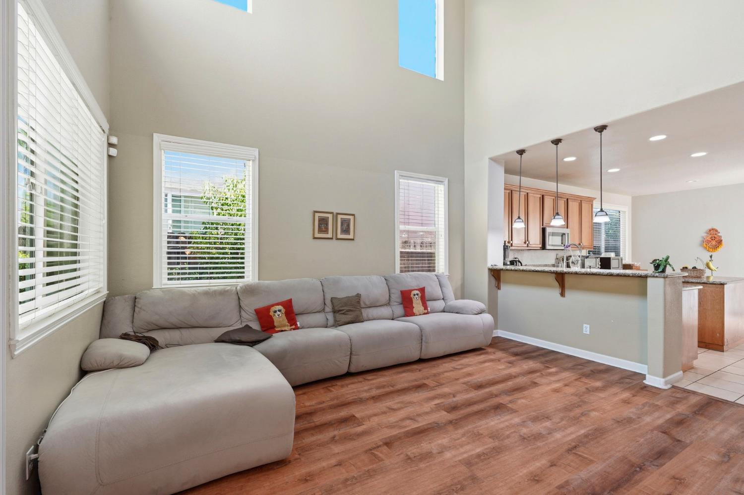 3112 Dovehouse Ln, Modesto, CA 95355