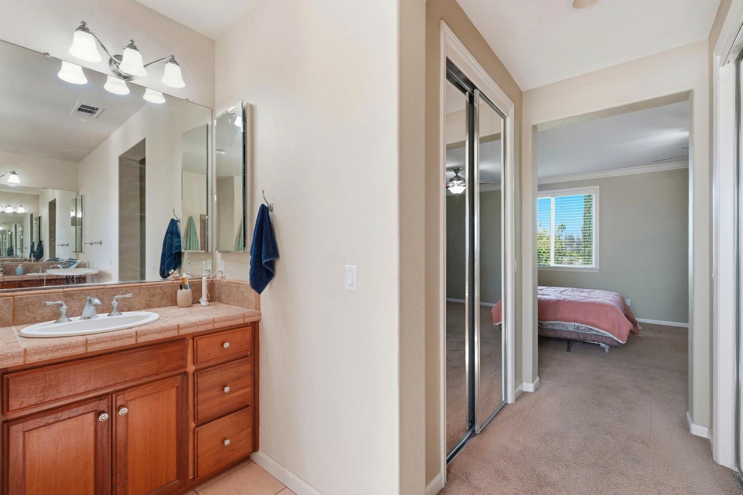 3112 Dovehouse Ln, Modesto, CA 95355