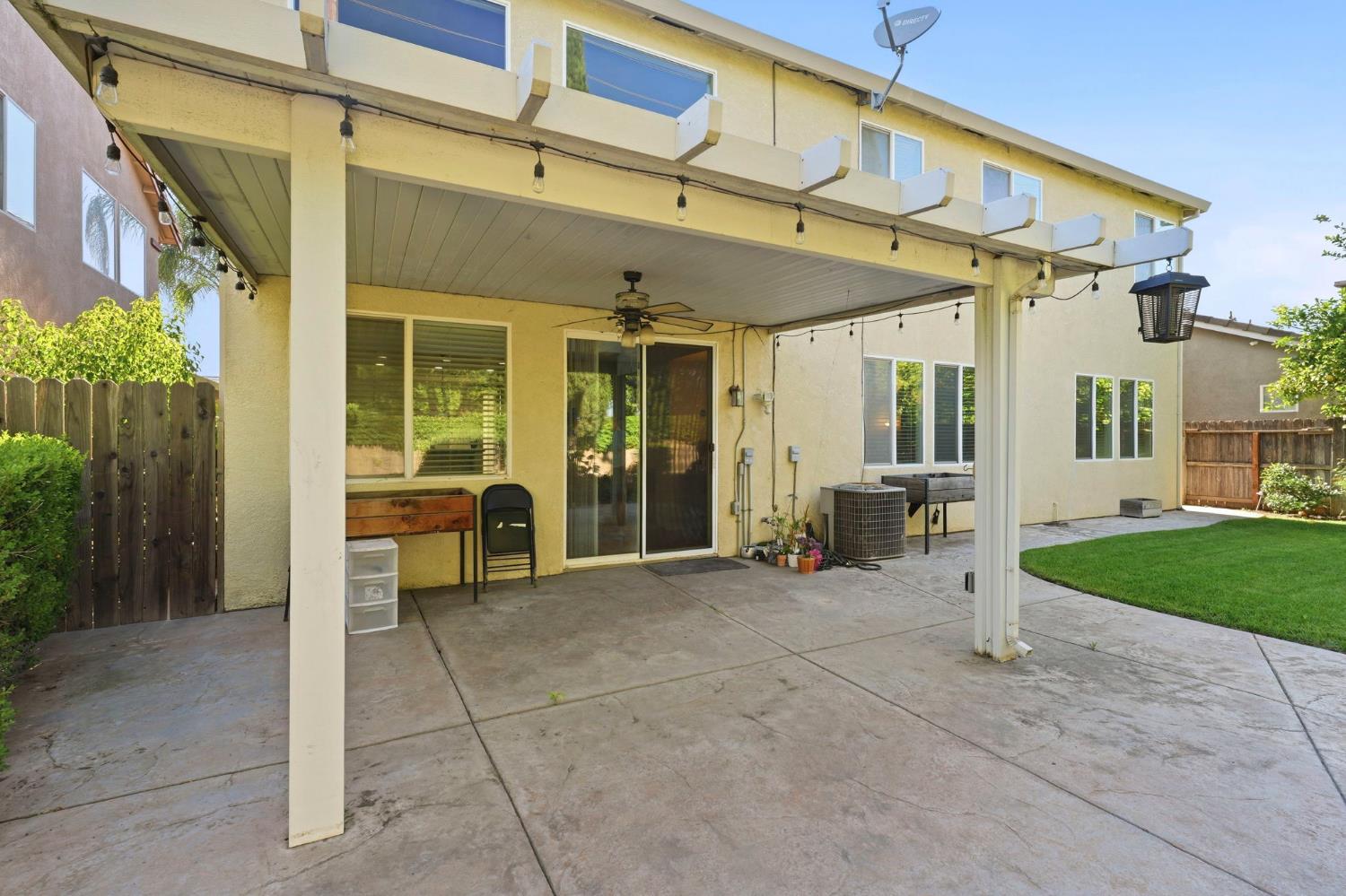 3112 Dovehouse Ln, Modesto, CA 95355