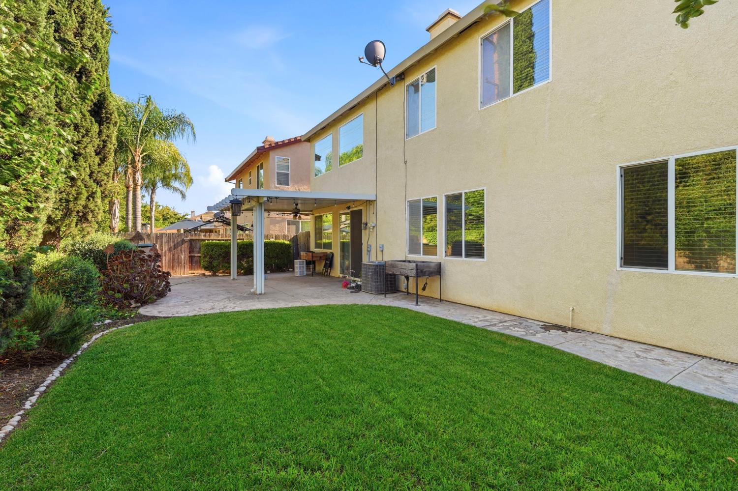 3112 Dovehouse Ln, Modesto, CA 95355