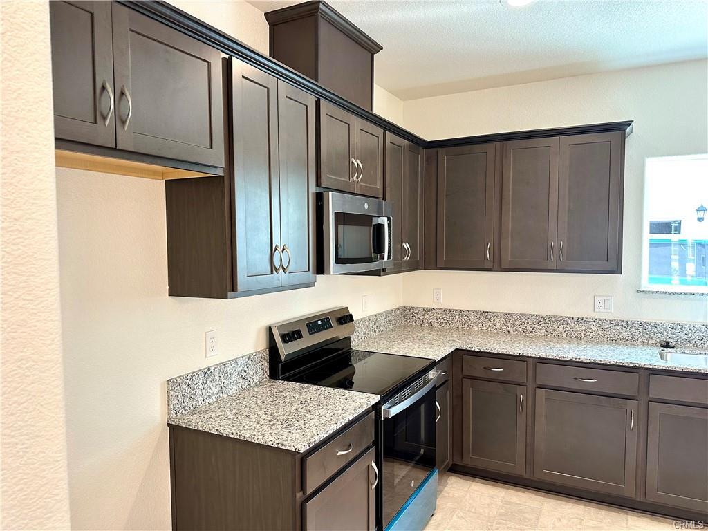 236 Montage Dr, Merced, CA 95348