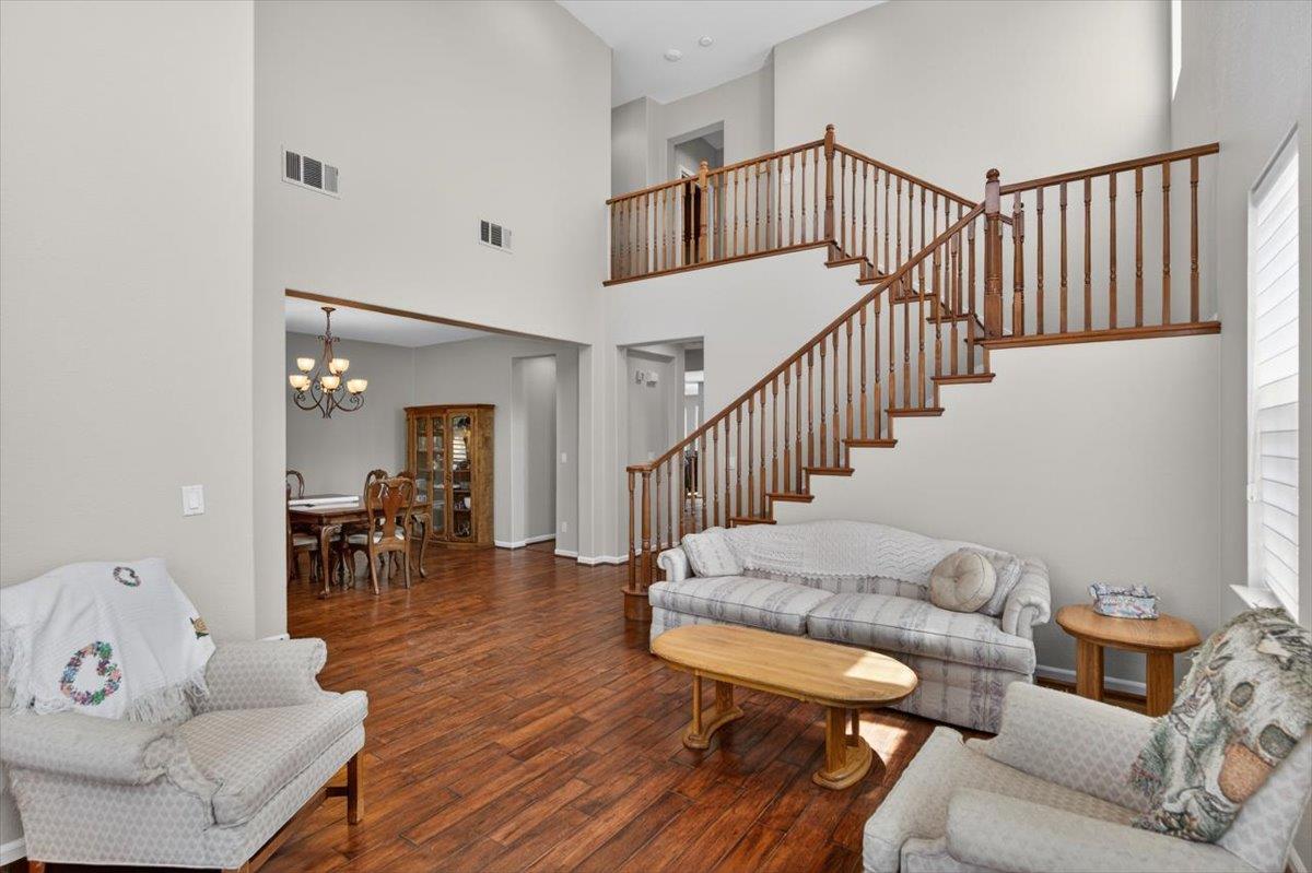 2700 Espana Ln, Modesto, CA 95355